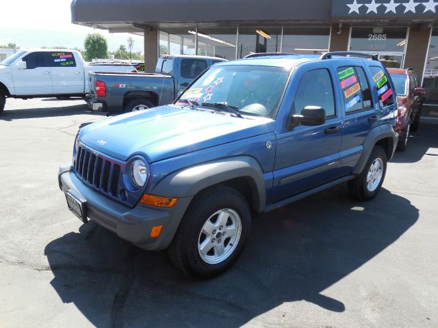 2006 Jeep Liberty Bucket