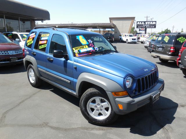 2006 Jeep Liberty Bucket