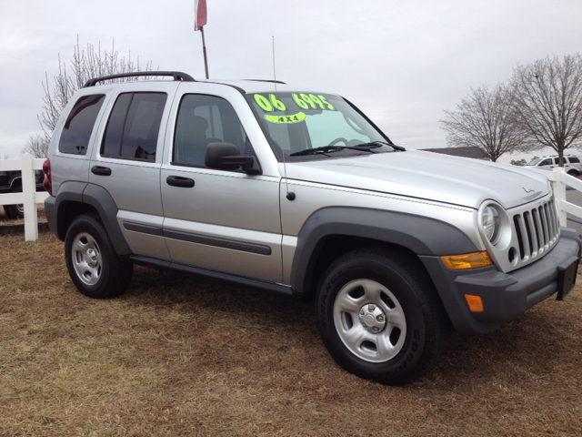 2006 Jeep Liberty DX AWD