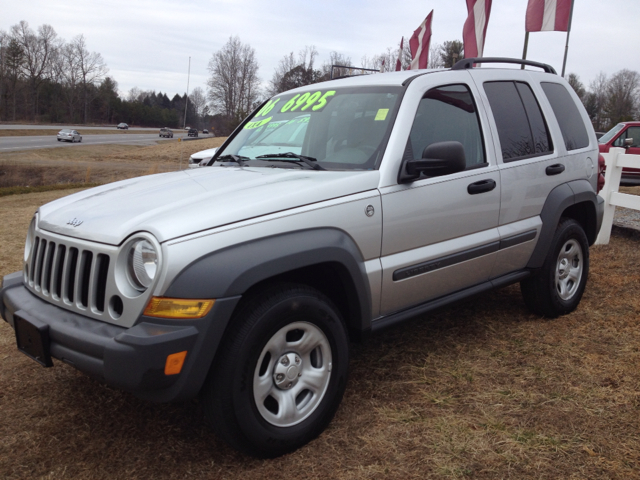 2006 Jeep Liberty DX AWD