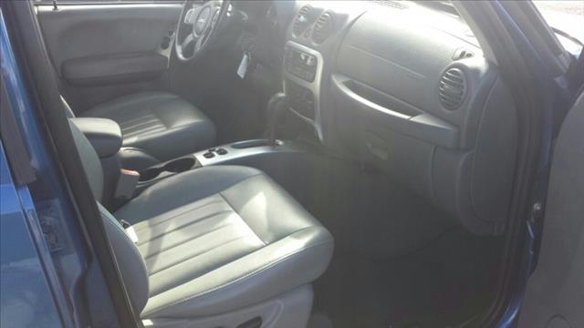 2006 Jeep Liberty Standard Manual