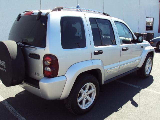 2006 Jeep Liberty SLT 25