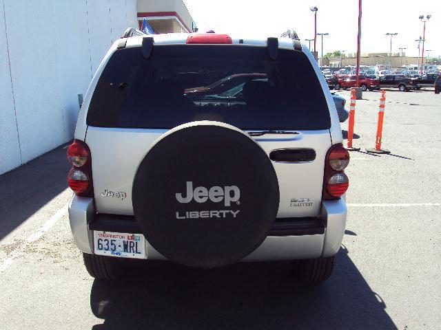 2006 Jeep Liberty SLT 25