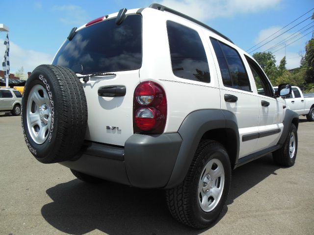 2006 Jeep Liberty Elk Conversion Van