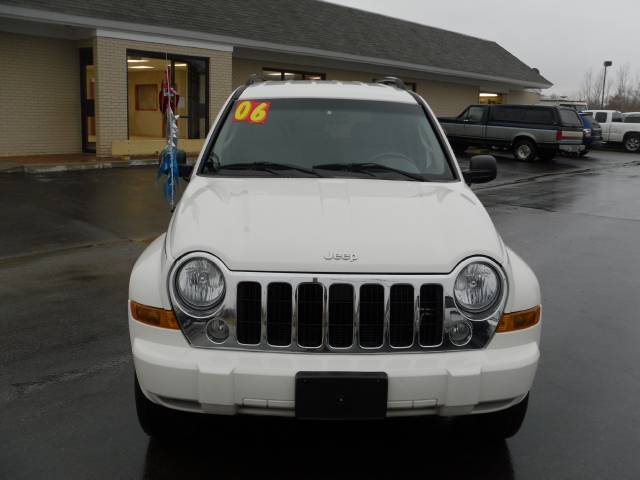 2006 Jeep Liberty SLT 25