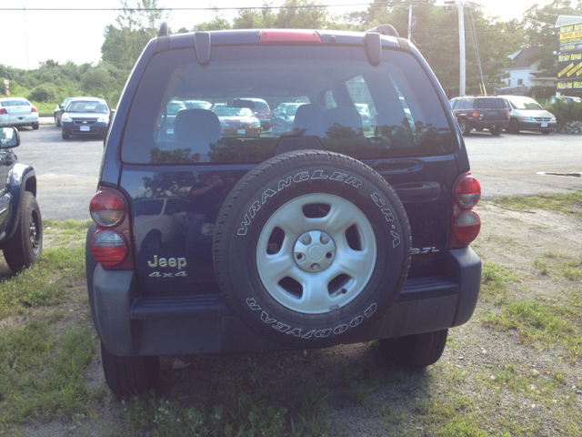 2006 Jeep Liberty Elk Conversion Van