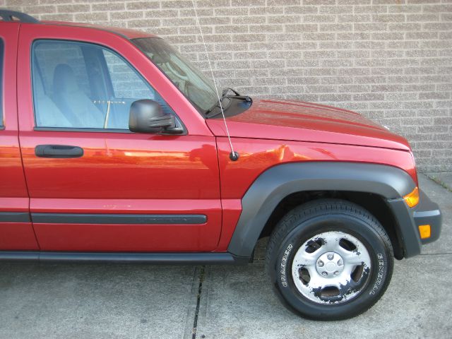 2006 Jeep Liberty Elk Conversion Van