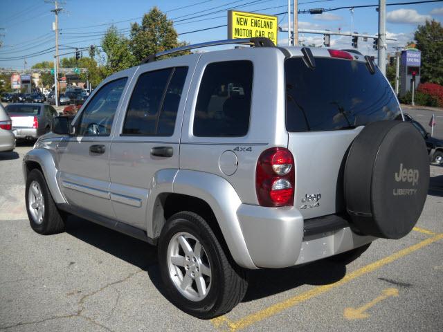 2006 Jeep Liberty SLT 25