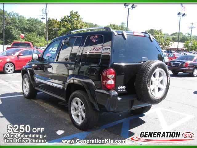 2006 Jeep Liberty SLT 25