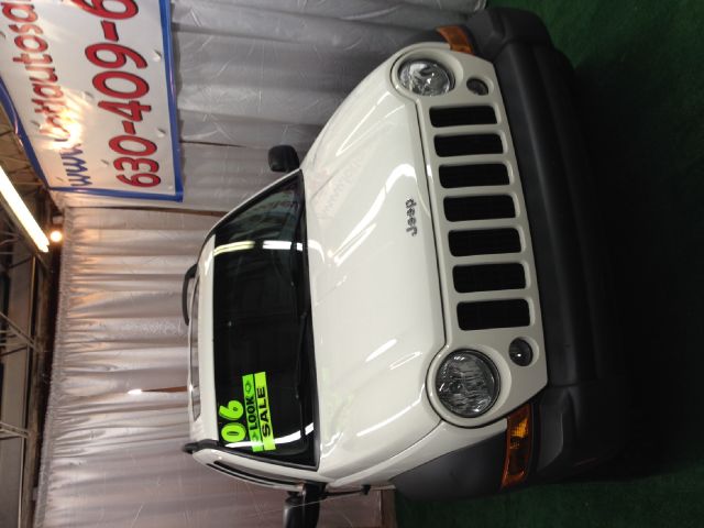 2006 Jeep Liberty Elk Conversion Van