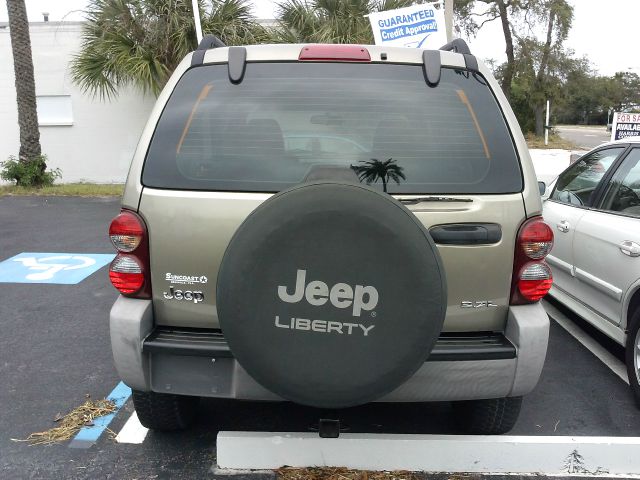 2006 Jeep Liberty Extended Cab V8 LT W/1lt