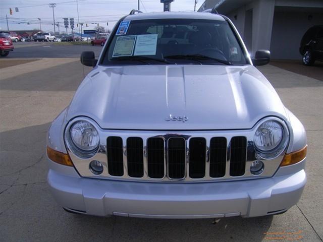 2006 Jeep Liberty SLT 25