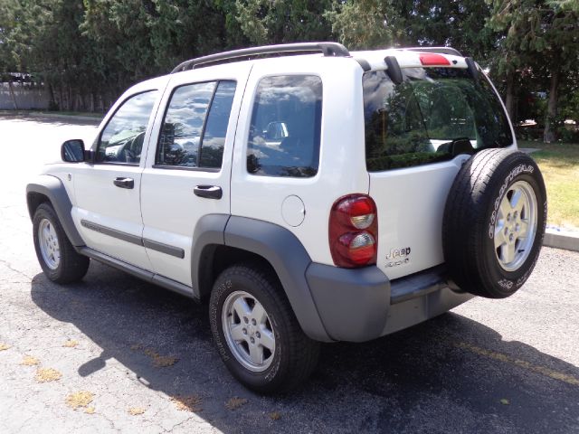 2006 Jeep Liberty Elk Conversion Van