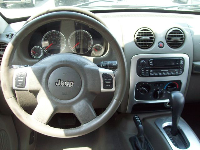 2007 Jeep Liberty Super