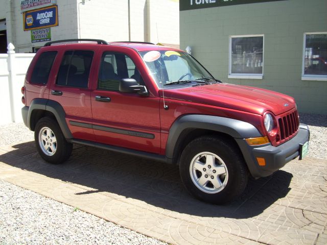 2007 Jeep Liberty Elk Conversion Van