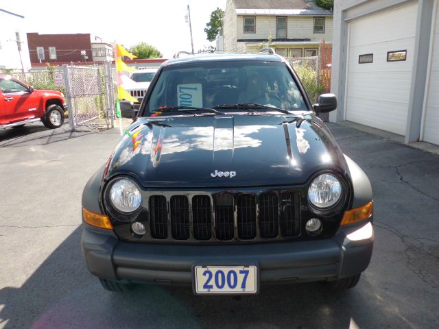 2007 Jeep Liberty Elk Conversion Van