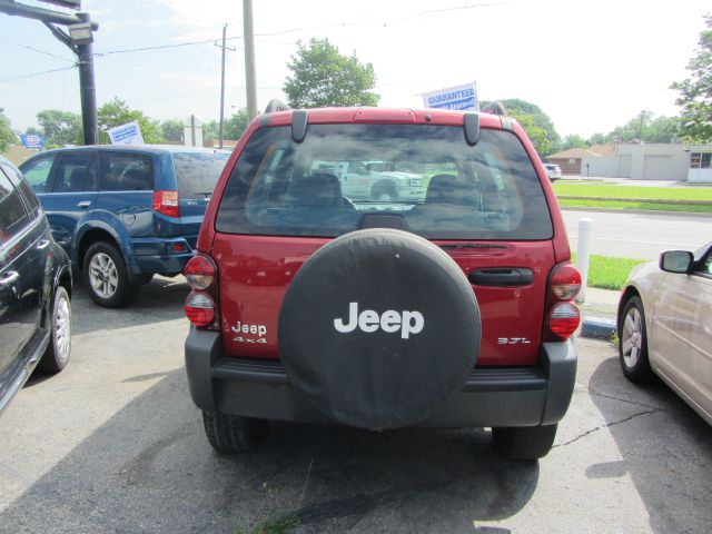 2007 Jeep Liberty Elk Conversion Van