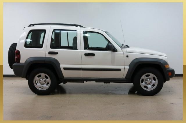 2007 Jeep Liberty Prius Hatchback 4D