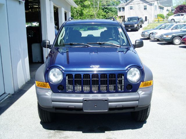 2007 Jeep Liberty Elk Conversion Van