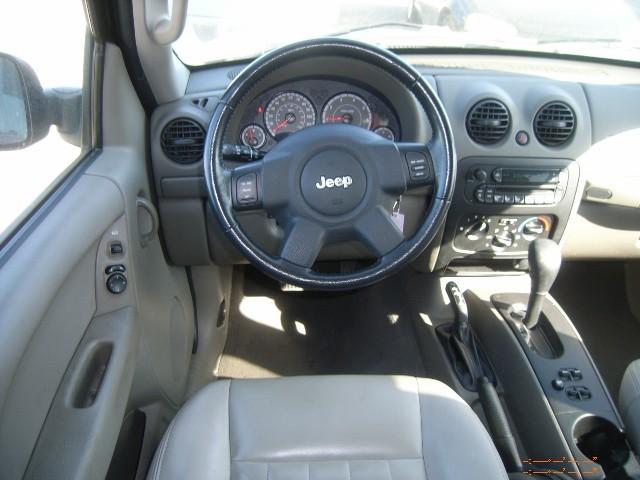 2007 Jeep Liberty SLT 25