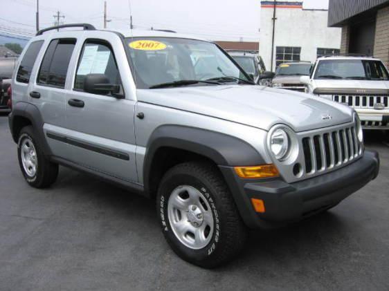 2007 Jeep Liberty Bucket