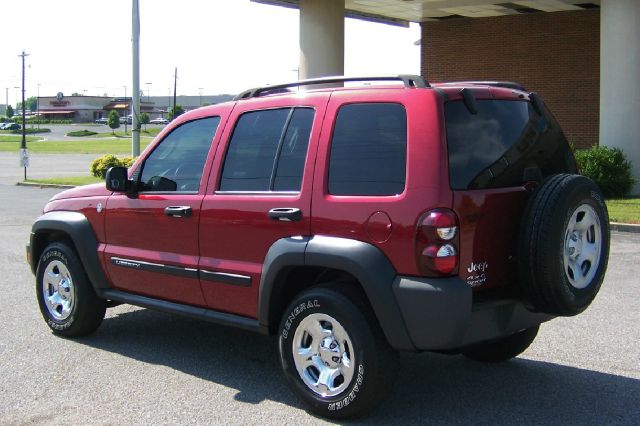 2007 Jeep Liberty Elk Conversion Van