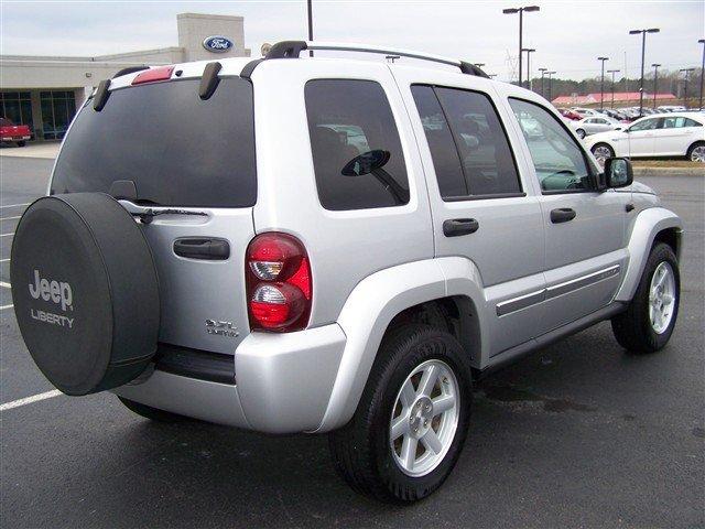 2007 Jeep Liberty SLT 25