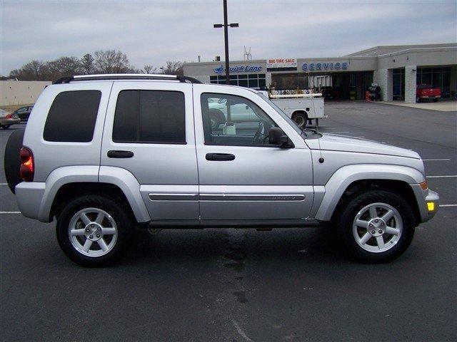 2007 Jeep Liberty SLT 25