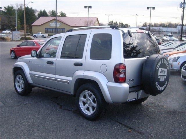 2007 Jeep Liberty SLT 25