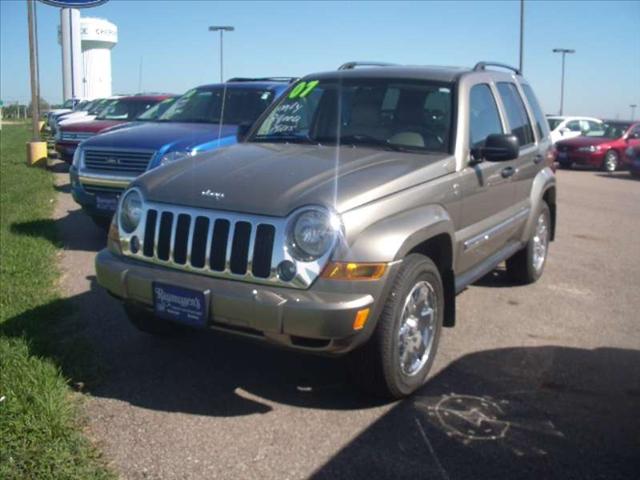 2007 Jeep Liberty SLT 25