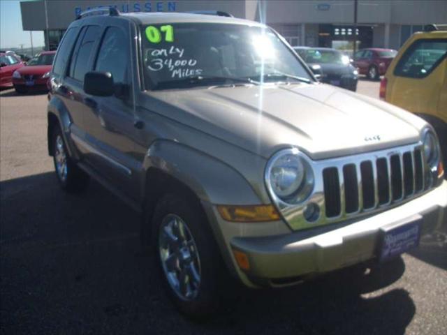 2007 Jeep Liberty SLT 25