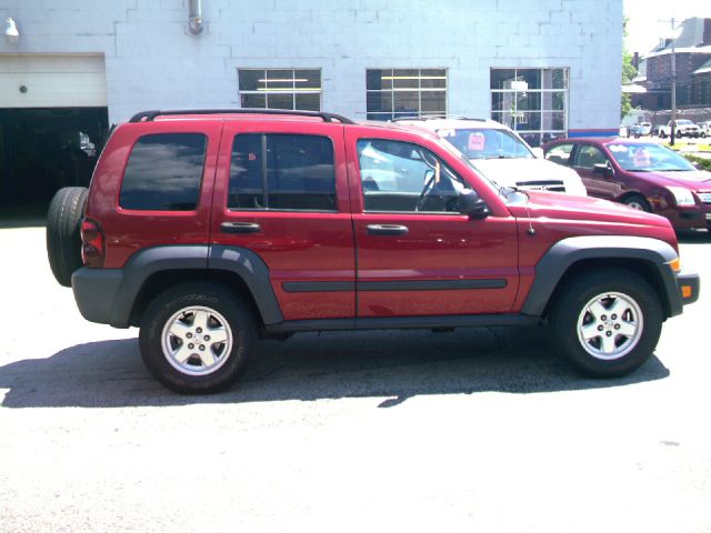 2007 Jeep Liberty T6 AWD Leather Moonroof Navigation