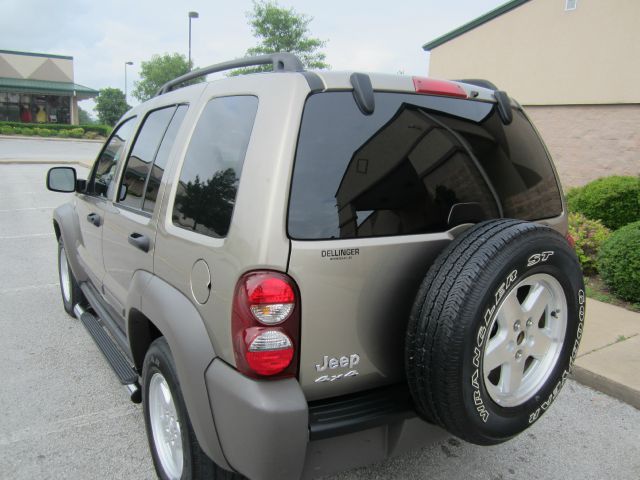 2007 Jeep Liberty Elk Conversion Van