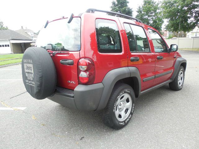 2007 Jeep Liberty Elk Conversion Van