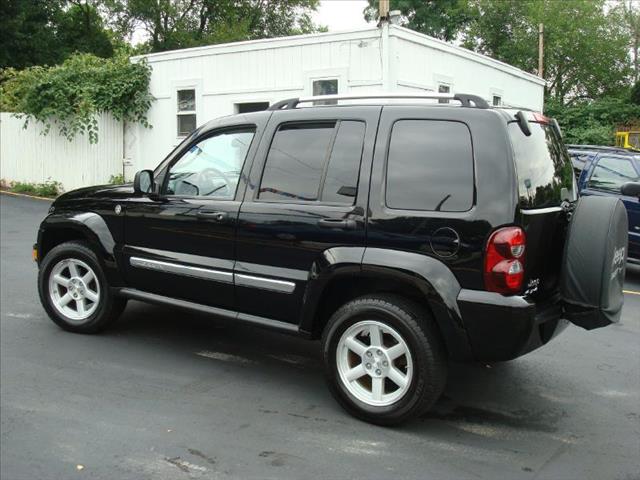 2007 Jeep Liberty SLT 25