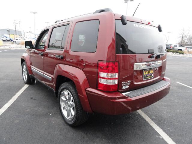 2008 Jeep Liberty SLT 25