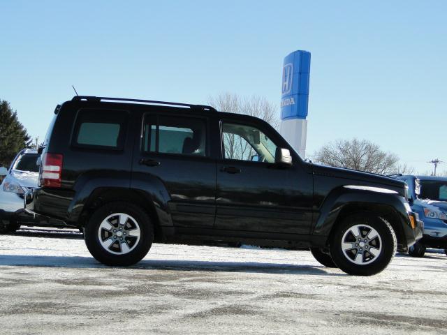 2008 Jeep Liberty Unknown