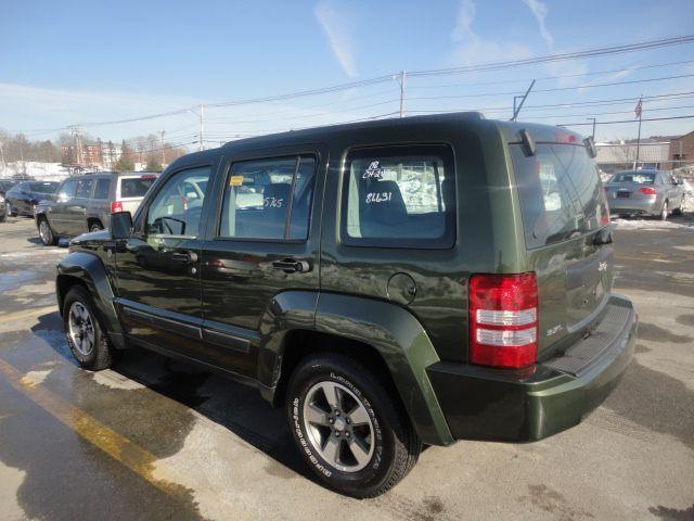 2008 Jeep Liberty LX - 2006.5 4D Sedan