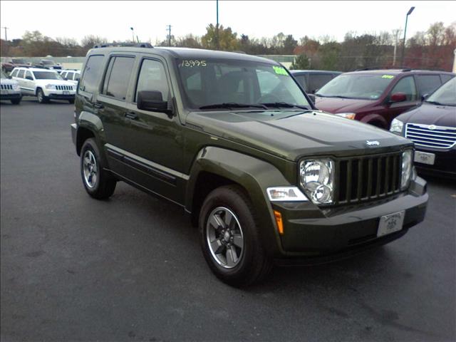 2008 Jeep Liberty 2 Dr SC2 Coupe