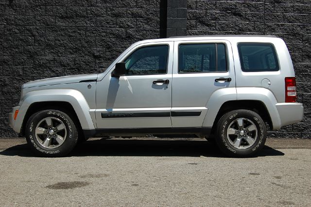 2008 Jeep Liberty Elk Conversion Van