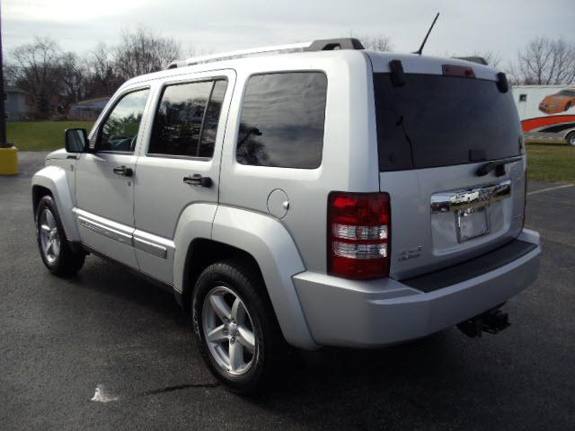 2008 Jeep Liberty SLT 25