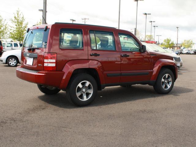 2008 Jeep Liberty Bucket