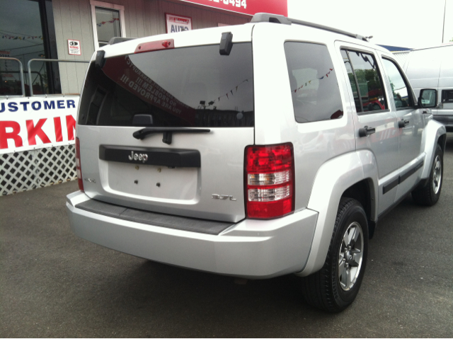 2008 Jeep Liberty Elk Conversion Van