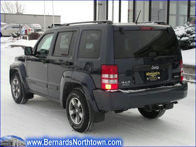 2008 Jeep Liberty Unknown