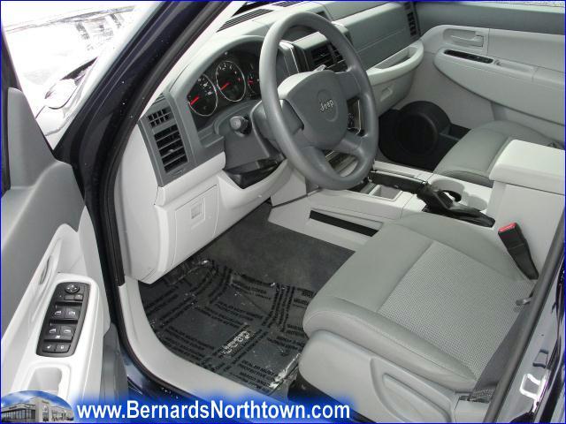 2008 Jeep Liberty Unknown