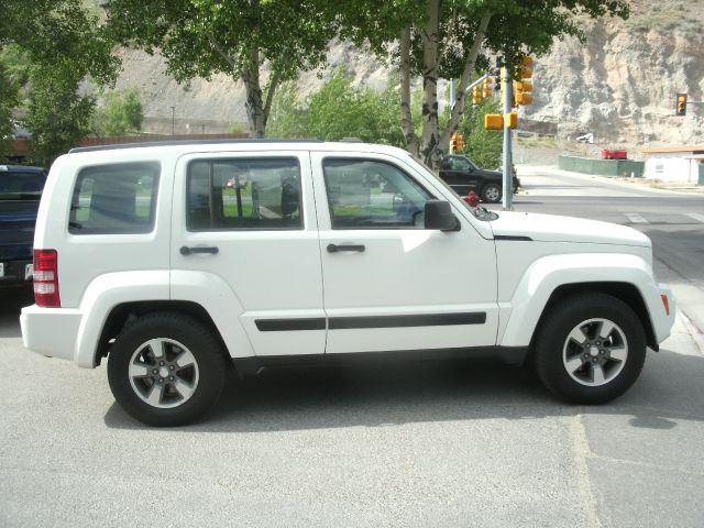 2009 Jeep Liberty Elk Conversion Van