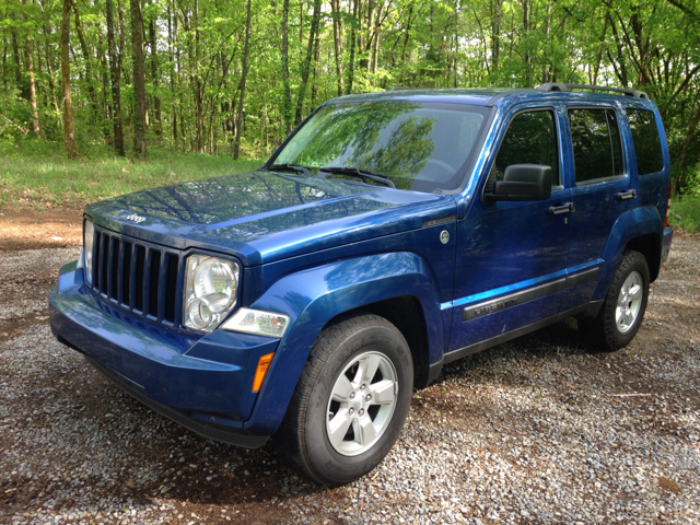 2009 Jeep Liberty Elk Conversion Van