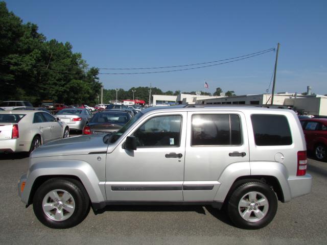 2009 Jeep Liberty LS Flex Fuel 4x4 This Is One Of Our Best Bargains