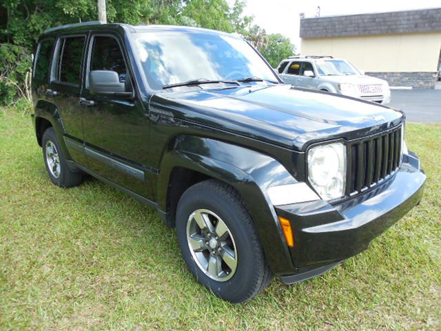 2009 Jeep Liberty Extended Cab V8 LT W/1lt