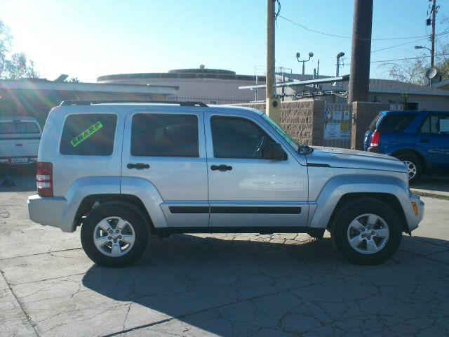 2010 Jeep Liberty Extended Cab V8 LT W/1lt